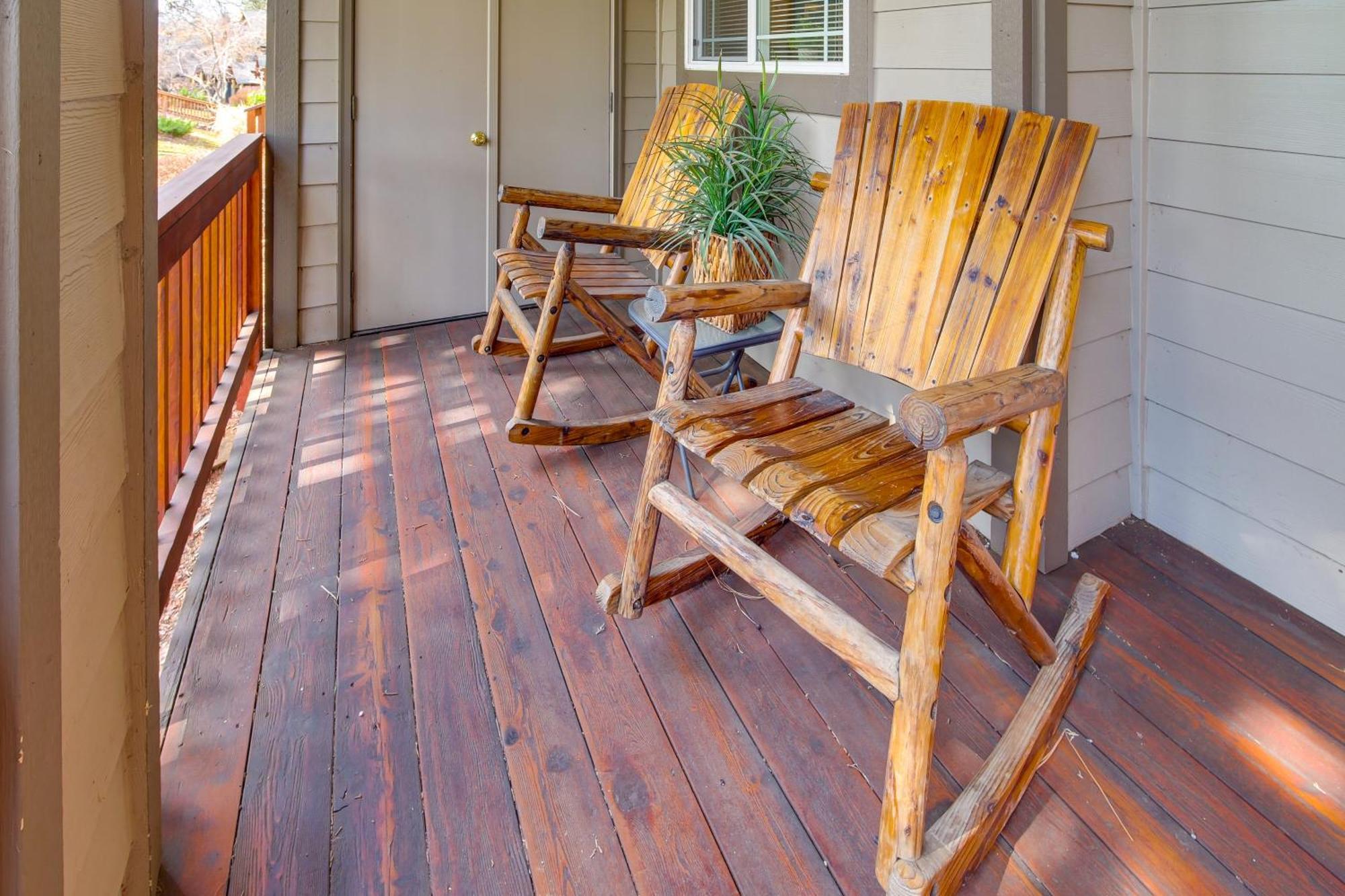 Klamath Falls Getaway With Pool And Hot Tub Access! Zewnętrze zdjęcie