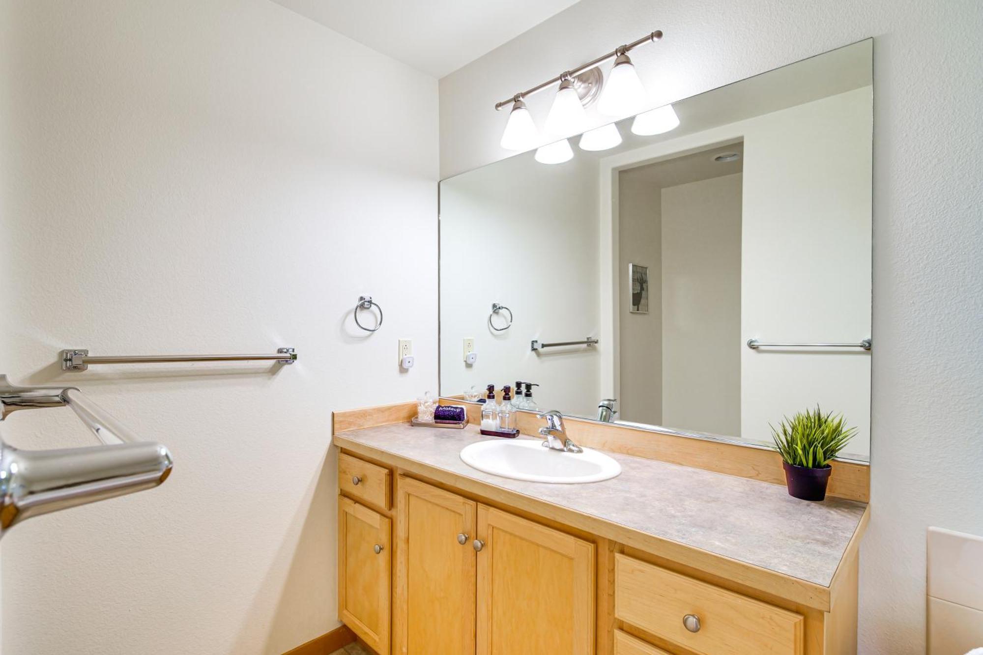 Klamath Falls Getaway With Pool And Hot Tub Access! Zewnętrze zdjęcie